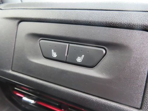 Certified 2025 Chevrolet Silverado EV RST AWD/4WD image 39