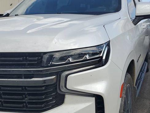 Used 2021 Chevrolet Suburban RST AWD/4WD image 4