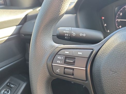 Used 2024 Honda Accord EX image 22