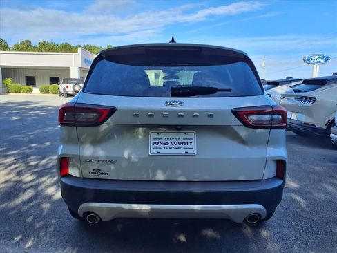 New 2025 Ford Escape Active image 3