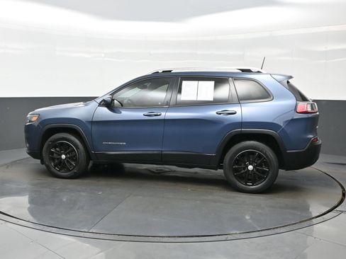 Used 2021 Jeep Cherokee Latitude AWD/4WD image 4