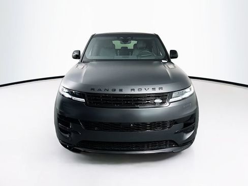 Used 2025 Land Rover Range Rover Sport Dynamic SE AWD/4WD image 2