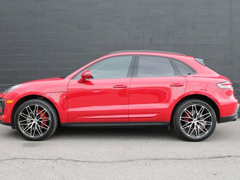 Used 2023 Porsche Macan S image 2