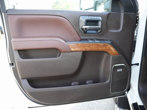 Used 2017 Chevrolet Silverado 3500 High Country w/ Duramax Plus Package image 42