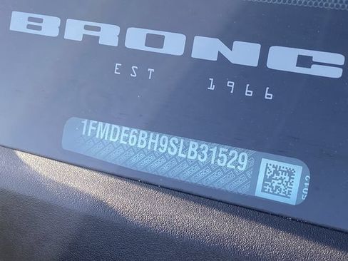 Used 2025 Ford Bronco 4-Door AWD/4WD image 13