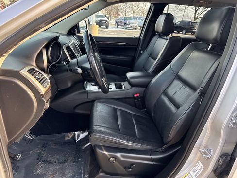 Used 2013 Jeep Grand Cherokee Laredo image 10