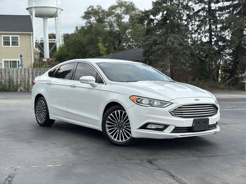 Used 2018 Ford Fusion Titanium AWD/4WD image 12