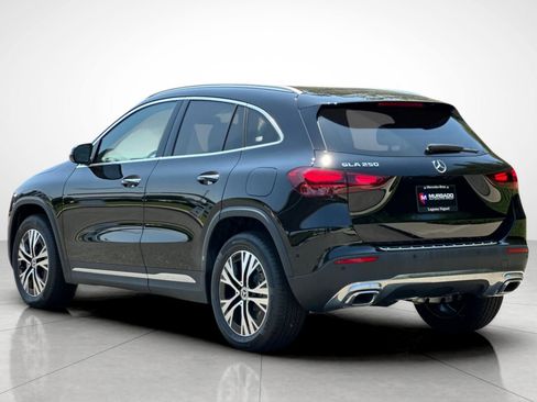 New 2025 Mercedes-Benz GLA 250 image 12