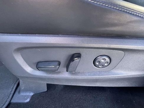 Used 2025 INFINITI QX60 Luxe image 16