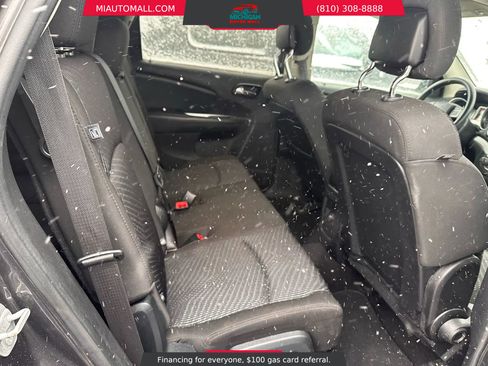 Used 2016 Dodge Journey SXT w/ Comfort/Convenience Group image 19