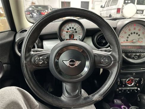 Used 2013 MINI Cooper Hardtop image 15