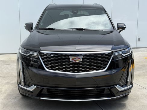 New 2025 Cadillac XT6 Premium Luxury w/ Technology Package image 3