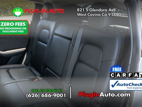 Used 2021 Tesla Model Y Long Range AWD/4WD image 3