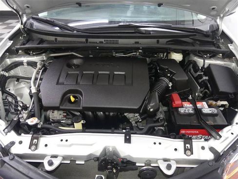 Used 2019 Toyota Corolla LE FWD image 12