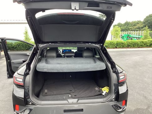 Used 2023 Volkswagen ID.4 Pro S image 21