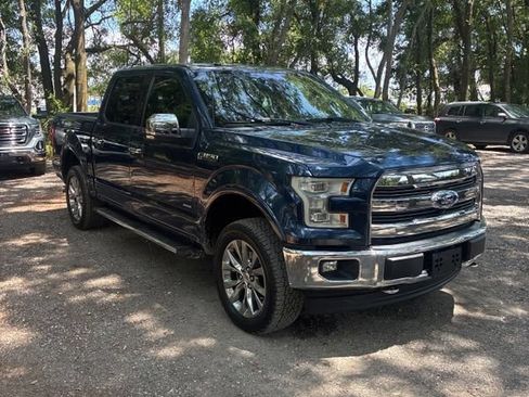Used 2017 Ford F150 Lariat w/ Equipment Group 502A Luxury AWD/4WD image 5