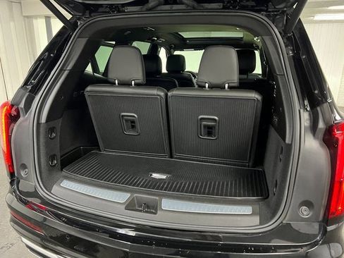Certified 2024 Cadillac XT6 Premium Luxury w/ Technology Package image 20