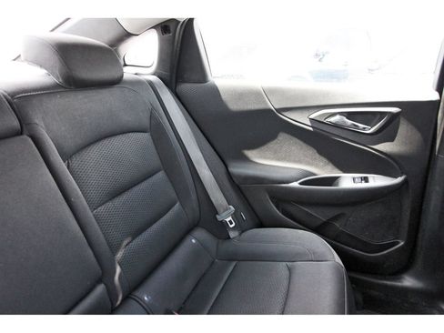 Used 2025 Chevrolet Malibu LT FWD image 13