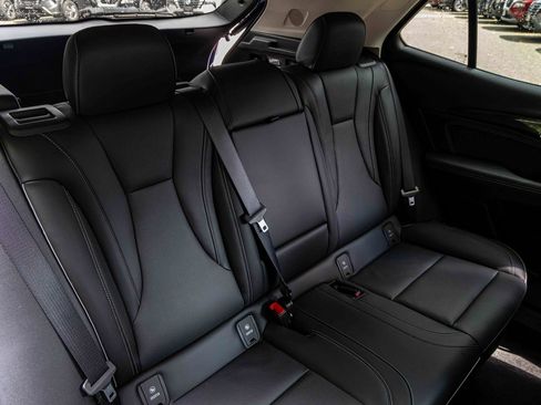 Used 2023 Buick Envision Essence image 24