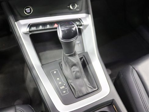 Used 2023 Audi Q3 2.0T Premium image 29