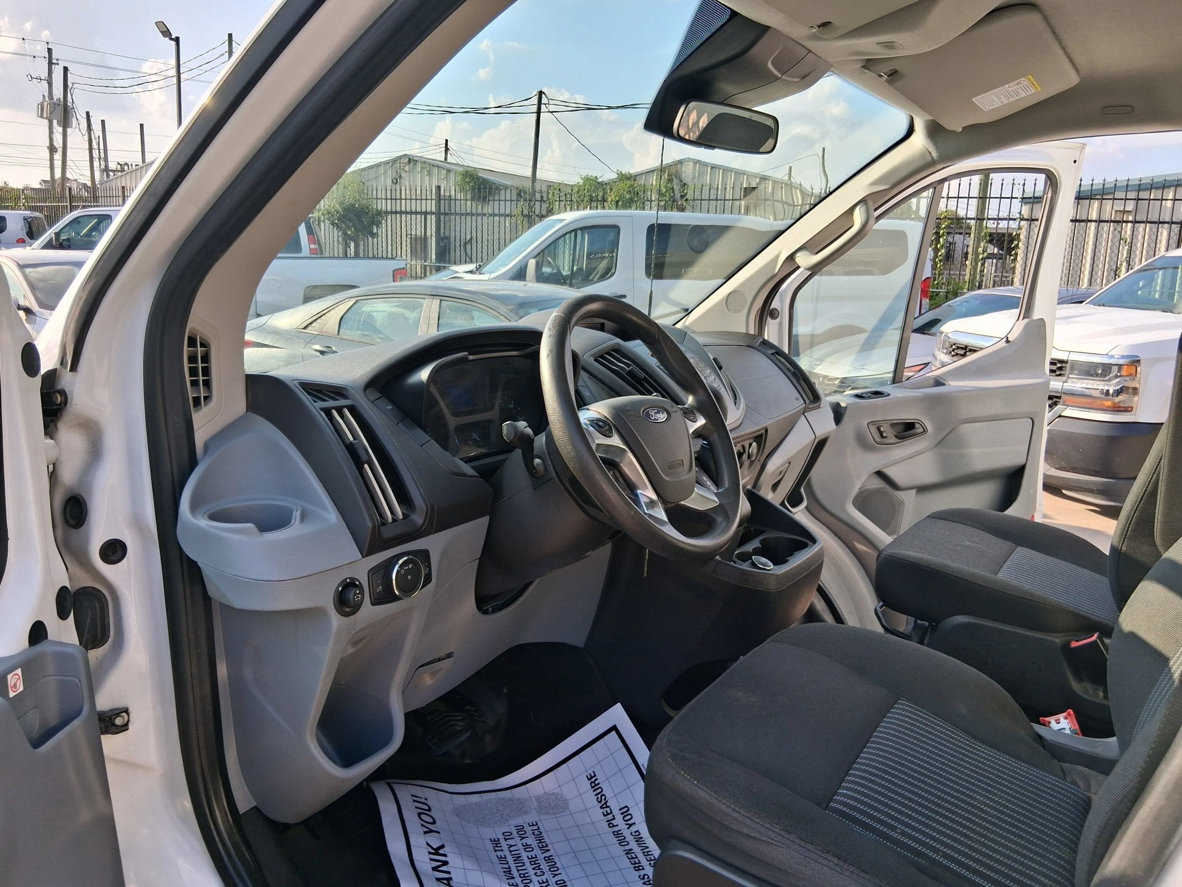 Used 2019 Ford Transit 250 130 Low Roof RWD image 26
