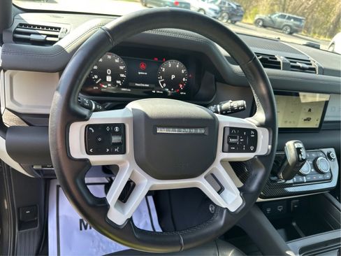 Used 2024 Land Rover Defender 110 S AWD/4WD image 19