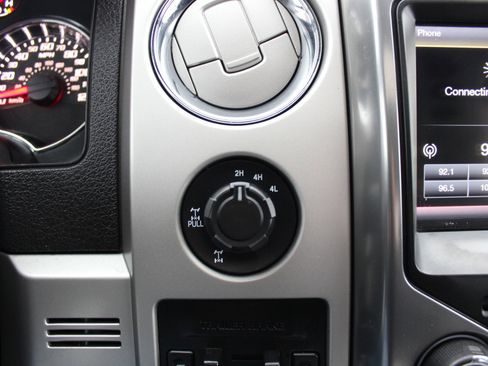 Used 2014 Ford F150 FX4 w/ Equipment Group 402A Luxury image 28