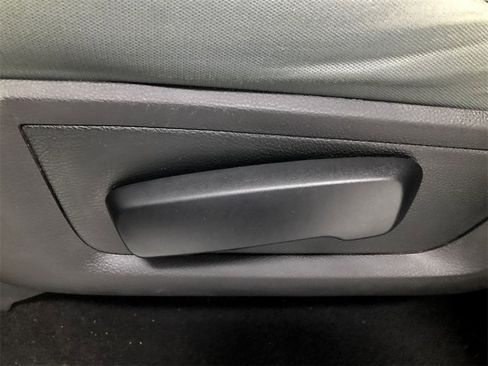 Used 2018 RAM 3500 Tradesman w/ Chrome Appearance Group image 12