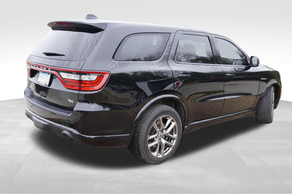 Used 2022 Dodge Durango R/T w/ Tow 'N Go Package AWD/4WD image 3