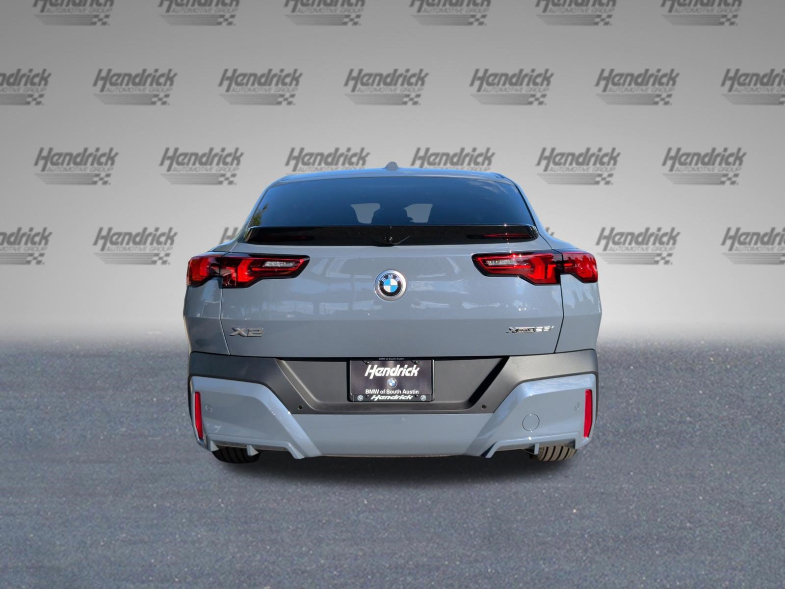 Used 2025 BMW X2 xDrive28i AWD/4WD image 8