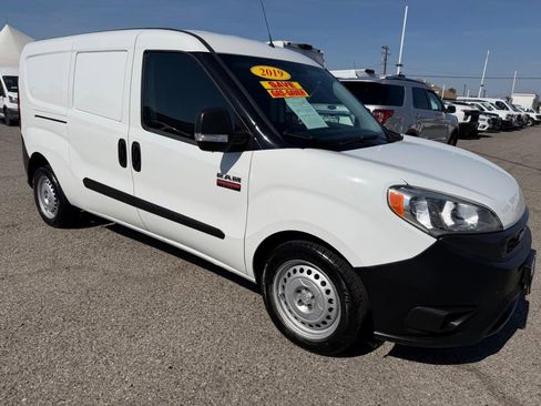 Used 2019 RAM ProMaster City Tradesman FWD image 3