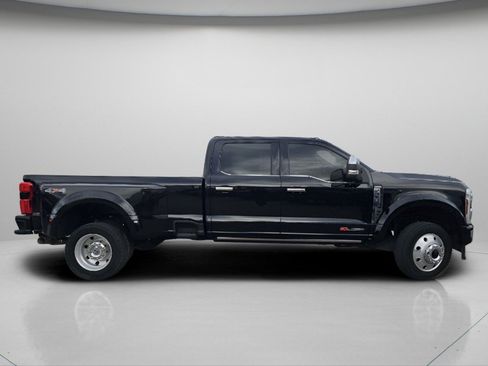 Certified 2024 Ford F450 Limited image 28