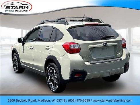 Used 2016 Subaru Crosstrek 2.0i Premium w/ Moonroof Package AWD/4WD image 4