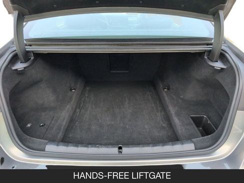 Used 2025 BMW 740i RWD image 20