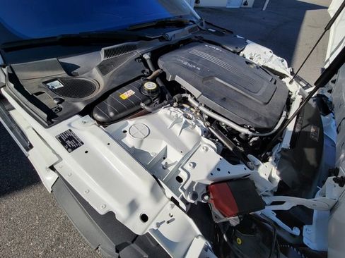 Used 2021 Jaguar F-TYPE Convertible image 9