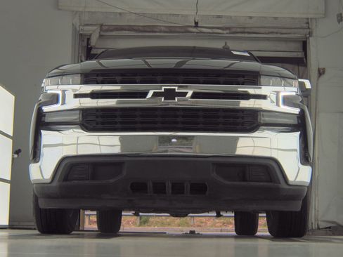 Used 2021 Chevrolet Silverado 1500 LT RWD image 4