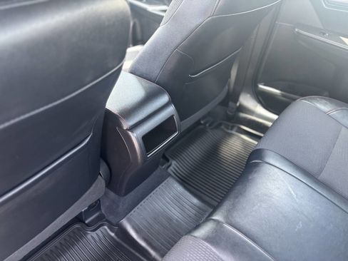 Used 2016 Toyota Camry SE image 20