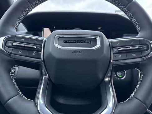 New 2026 GMC Acadia Denali Ultimate w/ LPO, Floor Liner Package image 23