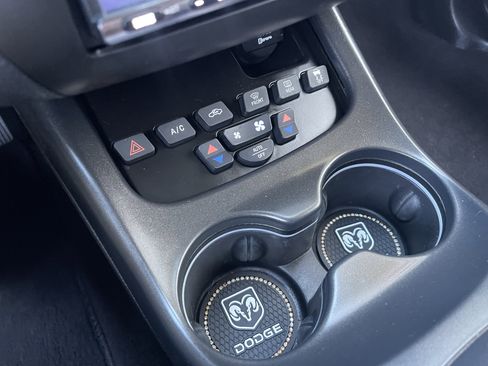 Used 2018 Dodge Journey SE w/ Blacktop Package image 37