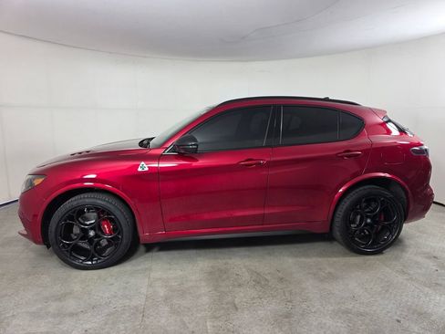 Used 2024 Alfa Romeo Stelvio Quadrifoglio w/ Active Assist Plus Package AWD/4WD image 7