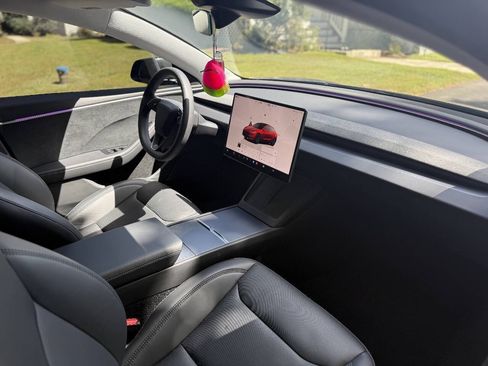 Used 2024 Tesla Model 3 Long Range AWD/4WD image 8