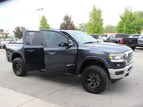 Used 2019 RAM 1500 Laramie w/ Off Road Group AWD/4WD image 20