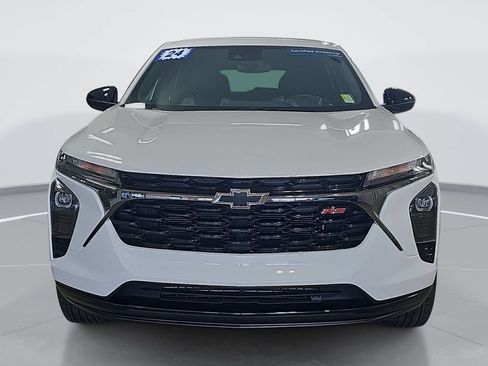 Used 2024 Chevrolet Trax RS w/ Driver Confidence Package FWD image 10