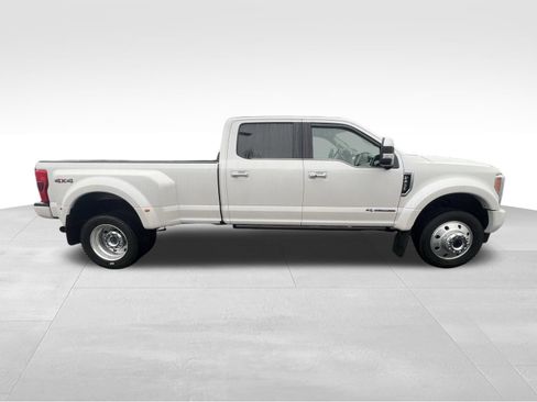 Used 2019 Ford F450 Limited image 4