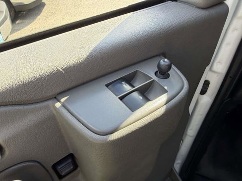 Used 2024 Chevrolet Express 2500 w/ Driver Convenience Package image 19