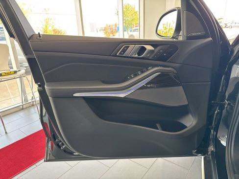 New 2026 BMW X5 xDrive40i w/ Climate Comfort Package image 37