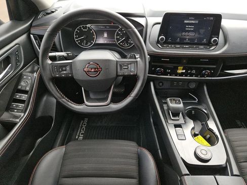 Used 2025 Nissan Rogue SV w/ Rock Creek Premium Package AWD/4WD image 11