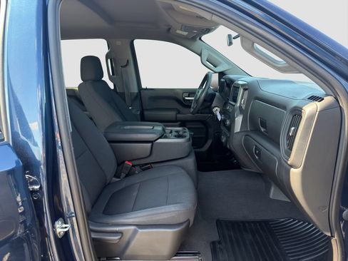 Used 2021 Chevrolet Silverado 1500 Custom Trail Boss AWD/4WD image 27