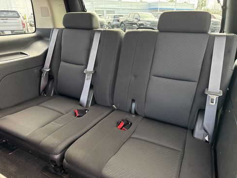 Used 2011 Chevrolet Tahoe LS image 29