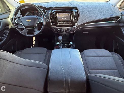 Certified 2021 Chevrolet Traverse LT image 14